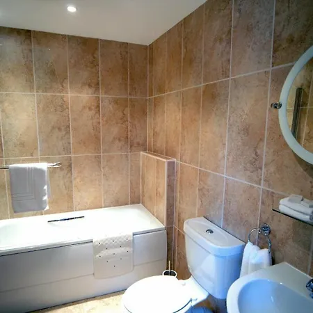 New Overlander Inn United Kingdom Buitenkant foto